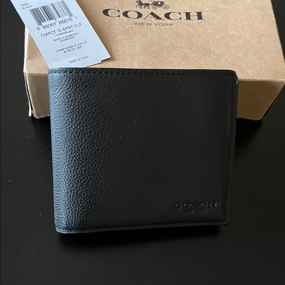 Coach Black Leather Men's Card Holder